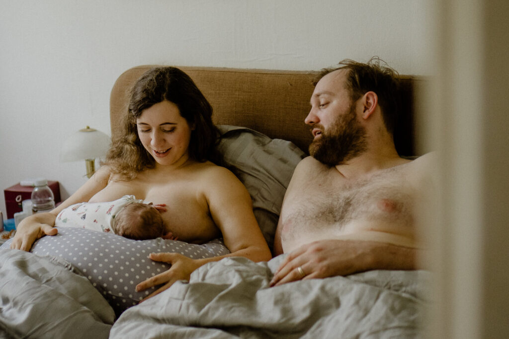 Wochenbettreportage Newbornfotoshooting Homestory Babyfotografie Buchholz in der Nordheide